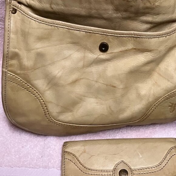 Nice Gently Used Frye Banana colored Handbag and matching wallet - Picture 9 of 15